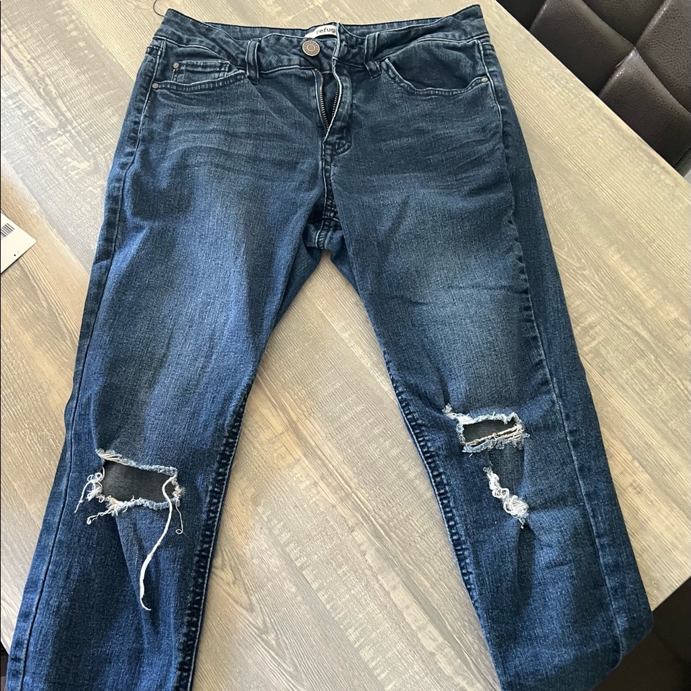 Refuge Ripped jeans
